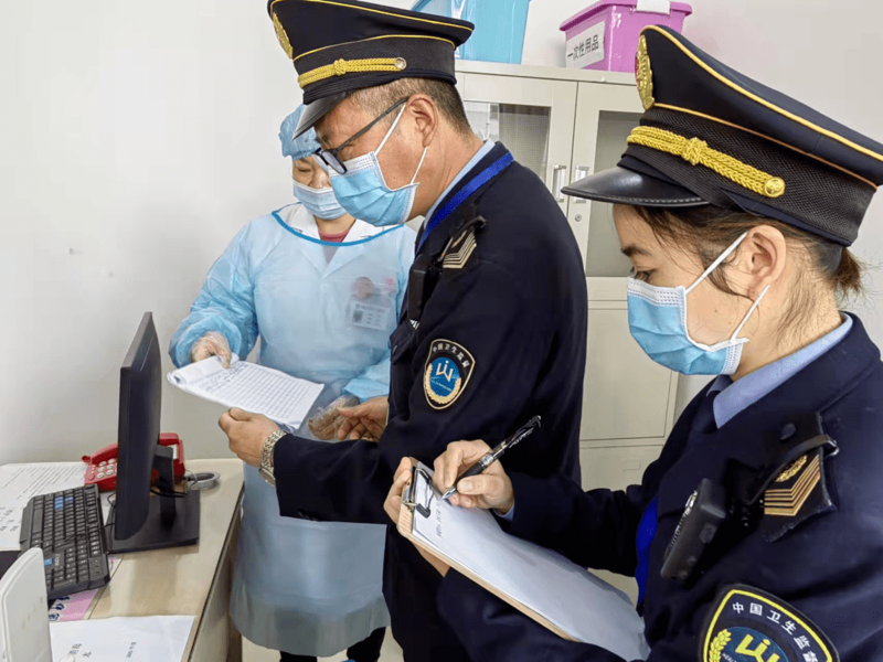 在大理,你是否考虑过“健康服务与管理”这个专业的未来?它不仅关乎我们的日常生活,更可能成为你实现职业梦想的桥梁。本文通过故事叙述的方式,带你深入了解这一领域的就业方向。